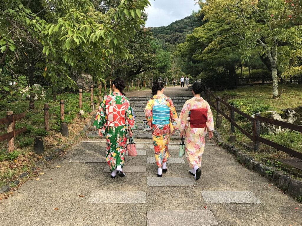 武士语在外国人中受欢迎吗？