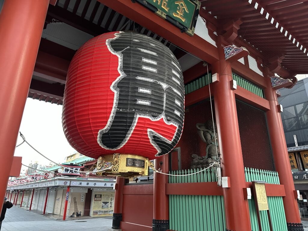 Sensoji Temple Thunder Gate