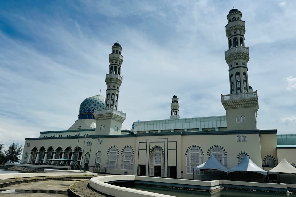 コタキナバルの青のムスク