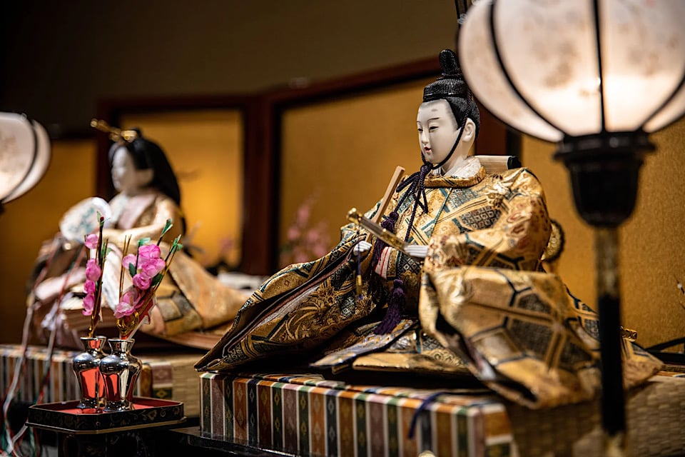 古くから伝わるひな人形