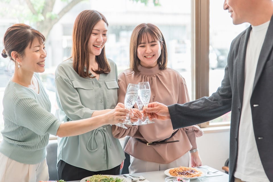 レセプションと似た言葉の違い